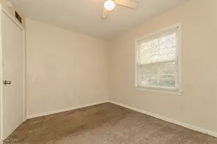 9619 Sandusky Ave, Loveland, OH 44105 - Photo 14