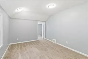 16402 Cloverside Ave, Loveland, OH 44128 - Photo 20