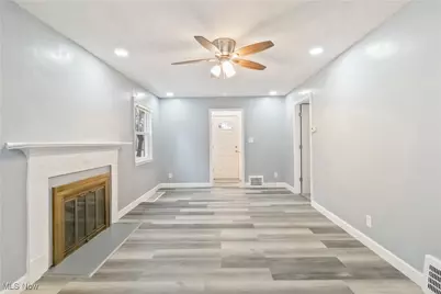 16402 Cloverside Avenue, Loveland, OH 44128 - Photo 4