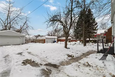 16402 Cloverside Avenue, Loveland, OH 44128 - Photo 32