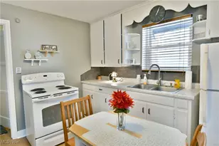 676 Central Pkwy Ave SE, Warren, OH 44484 - Photo 16