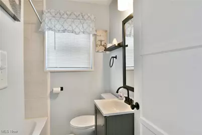 676 Central Parkway Avenue SE, Warren, OH 44484 - Photo 36