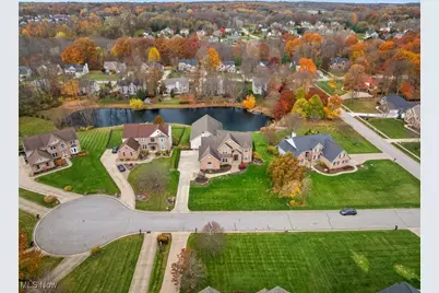 498 Weston Court, Copley, OH 44321 - Photo 2