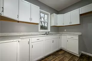 1049 Mercer, Youngstown, OH 44502 - Photo 8