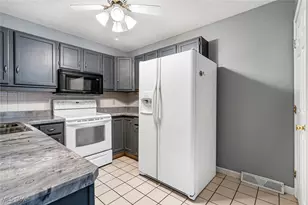 3821 Mercedes Pl, Canfield, OH 44406 - Photo 12