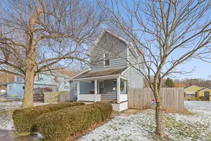 226 Pritchard Ave, Lisbon, OH 44432 - Photo 2