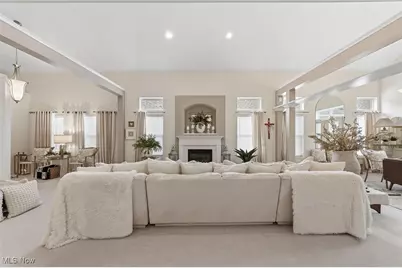 9478 Scottsdale Drive, Grandview Heights, OH 44147 - Photo 6