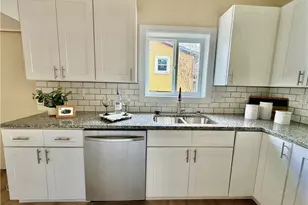 246 W Hamilton St, Oberlin, OH 44074 - Photo 4