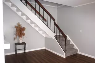 64 Valley Forge Ln, Elyria, OH 44035 - Photo 6