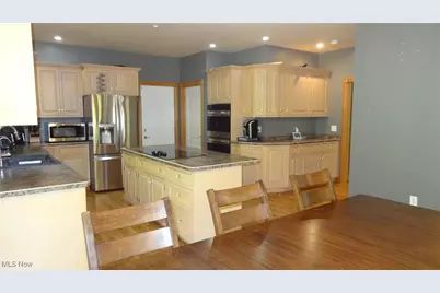 8140 Mount Royal Drive, Concord, OH 44077 - Photo 6