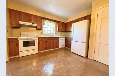 5637 Louise Drive, Mentor, OH 44060 - Photo 12