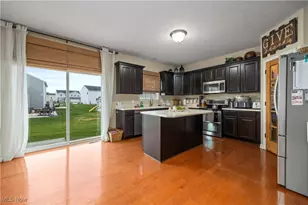 3982 Courtyard Dr, Lorain, OH 44053 - Photo 12