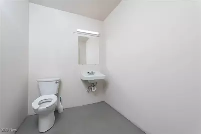 1220 5th Street SW, Canton, OH 44707 - Photo 32