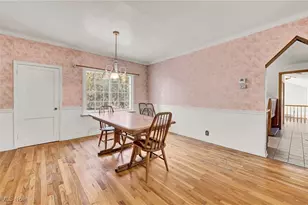 397 W Steels Corners Rd, Cuyahoga Falls, OH 44223 - Photo 8