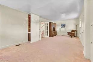 397 W Steels Corners Rd, Cuyahoga Falls, OH 44223 - Photo 4