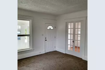 925 E Street, Lorain, OH 44052 - Photo 10