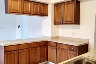 925 E St, Lorain, OH 44052 - Photo 16