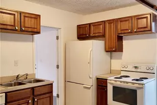 925 E St, Lorain, OH 44052 - Photo 14