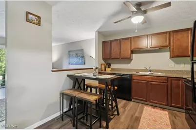 407 Rachel Lane, Avon Lake, OH 44012 - Photo 8