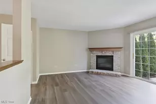 407 Rachel Ln, Avon Lake, OH 44012 - Photo 4