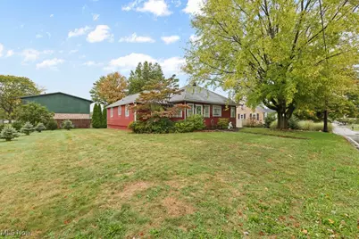 215 Lake Avenue NE, Hartville, OH 44632 - Photo 44