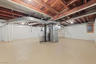 215 Lake Ave NE, Hartville, OH 44632 - Photo 30