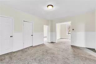 62 E Market St, Alliance, OH 44601 - Photo 8