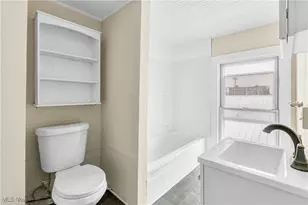 62 E Market St, Alliance, OH 44601 - Photo 10