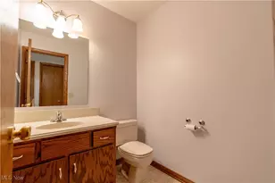 6311 Sorrento Ave NW, Canton, OH 44718 - Photo 32