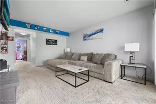 6330 Greenwood, Sagamore Hills, OH 44067 - Photo 6