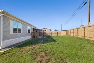 14000 A Lincoln Street SE, Minerva, OH 44657 - Photo 6