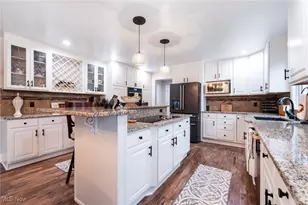 1050 Fox Den Trail, Canfield, OH 44406 - Photo 20