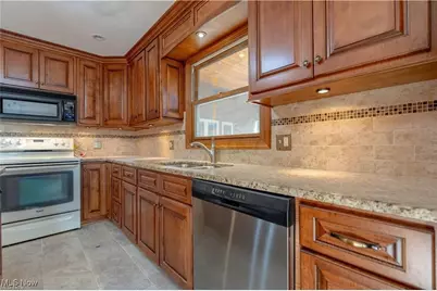 7412 Klingston Street NW, Massillon, OH 44646 - Photo 4