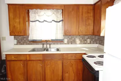 449 W Long Lake Boulevard, Portage Lakes, OH 44319 - Photo 20