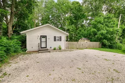 6418 Cherry Lane, Kent, OH 44240 - Photo 1