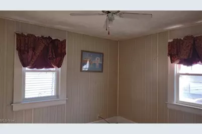 961 Lawton Street, Akron, OH 44320 - Photo 12