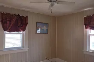 961 Lawton St, Akron, OH 44320 - Photo 12