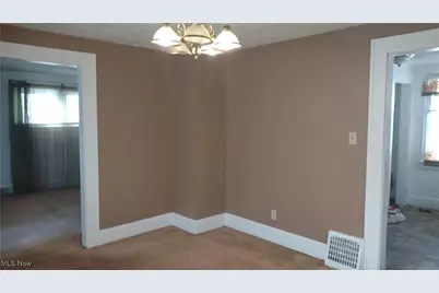 961 Lawton Street, Akron, OH 44320 - Photo 8