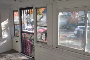 961 Lawton St, Akron, OH 44320 - Photo 4