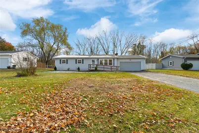 1111 Columbus Circle N, Ashland, OH 44805 - Photo 2