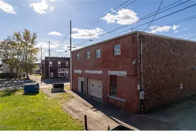 223 2nd Street, Barberton, OH 44203 - Photo 4