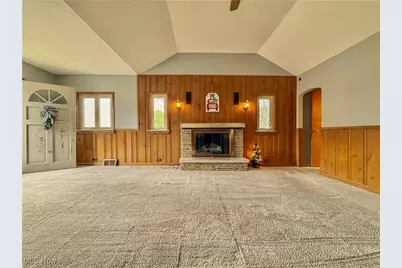 130 Clovercliff Drive, Chippewa Lake, OH 44215 - Photo 6