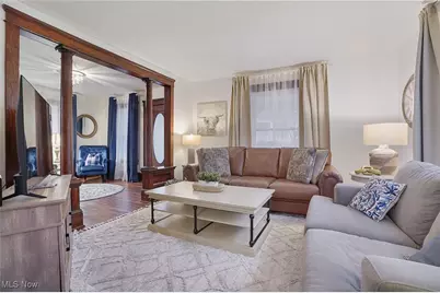 203 N Prospect Avenue, Hartville, OH 44632 - Photo 8