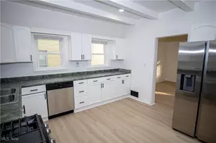 12412 Sprecher Ave, Loveland, OH 44135 - Photo 16