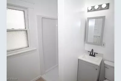 3219 W 86th Street, Loveland, OH 44102 - Photo 6