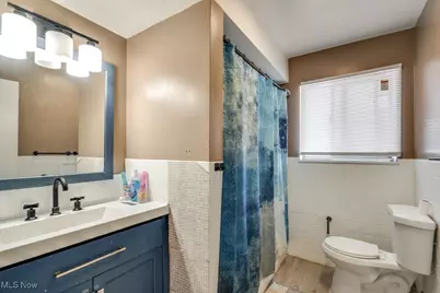 4864 E 94th Street, Garfield Heights, OH 44125 - Photo 16