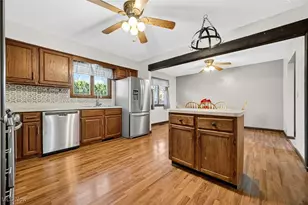 646 Dunny Ave, Sheffield Lake, OH 44054 - Photo 2