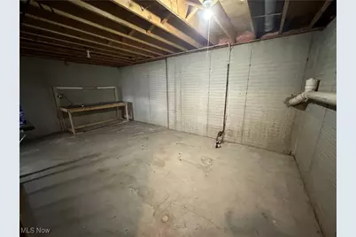 9598 Greenmeadow Road, Windham, OH 44288 - Photo 16