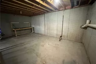 9598 Greenmeadow Rd, Windham, OH 44288 - Photo 16