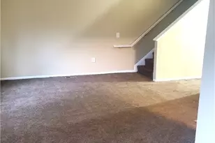 9923 Bessemer Ave, Loveland, OH 44104 - Photo 4